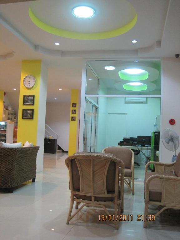 BR pensión Pattaya Exterior foto