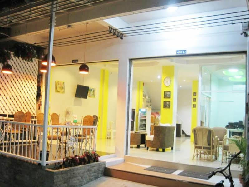 BR pensión Pattaya Exterior foto
