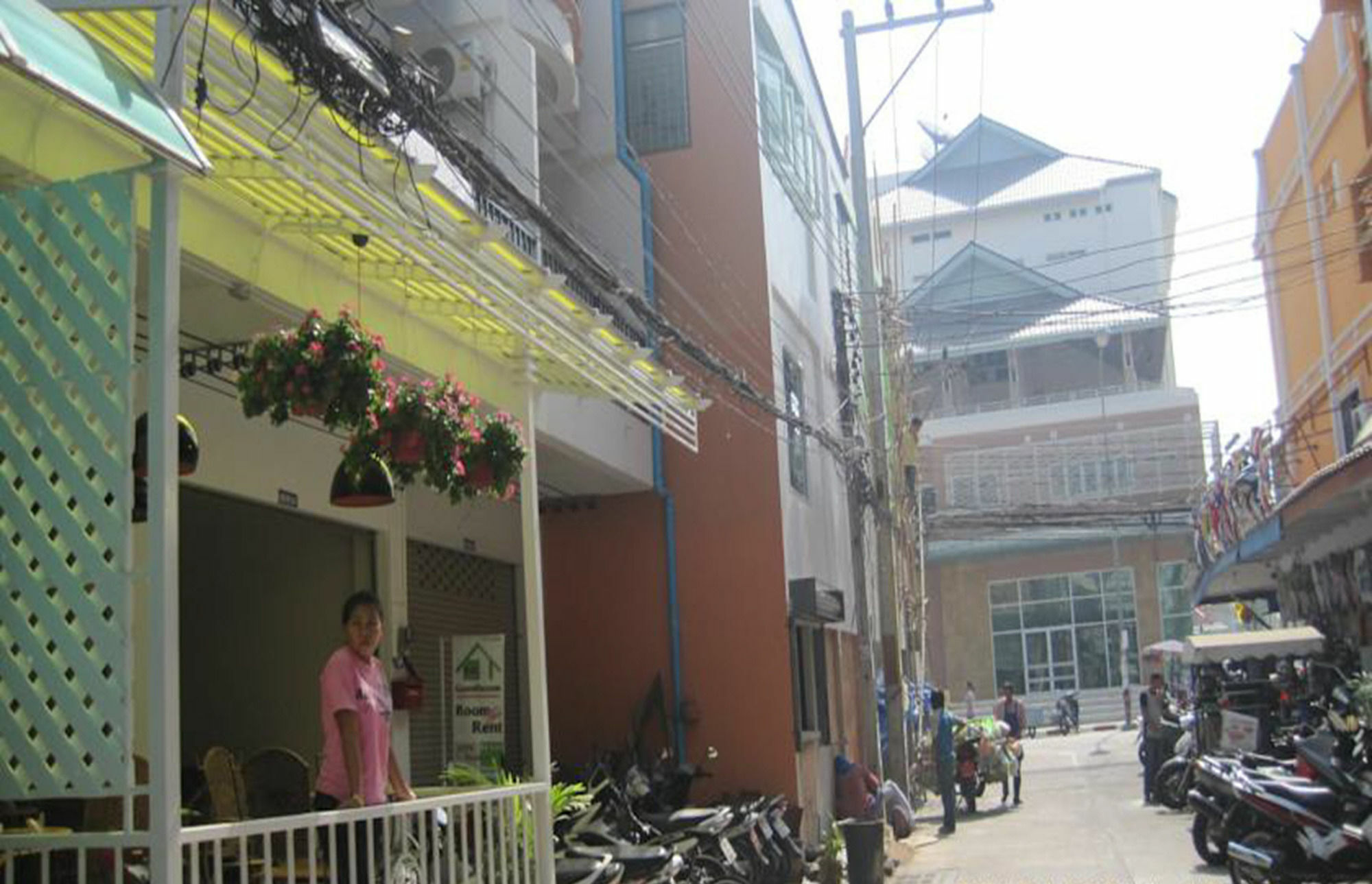 BR pensión Pattaya Exterior foto